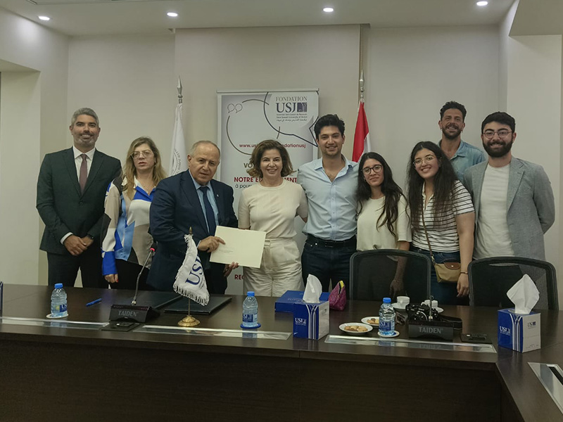 Renouvellement du Fonds de bourses de souscription « The Dalia and Ramzi Rishani Charitable Fund » : Un engagement durable en faveur des étudiants de l’USJ