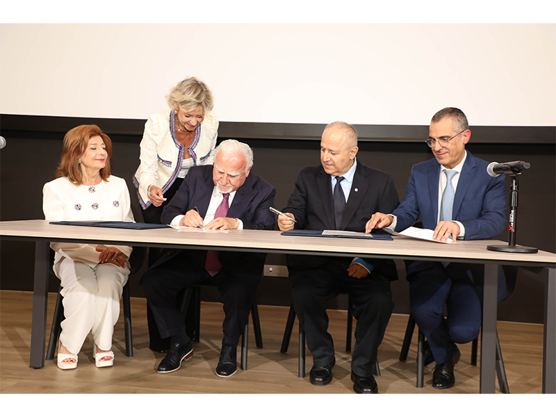 Création du Protocole d’Entente pour la constitution du fonds de bourses d’accomplissement «Prix d’Excellence Philip Salem» 
