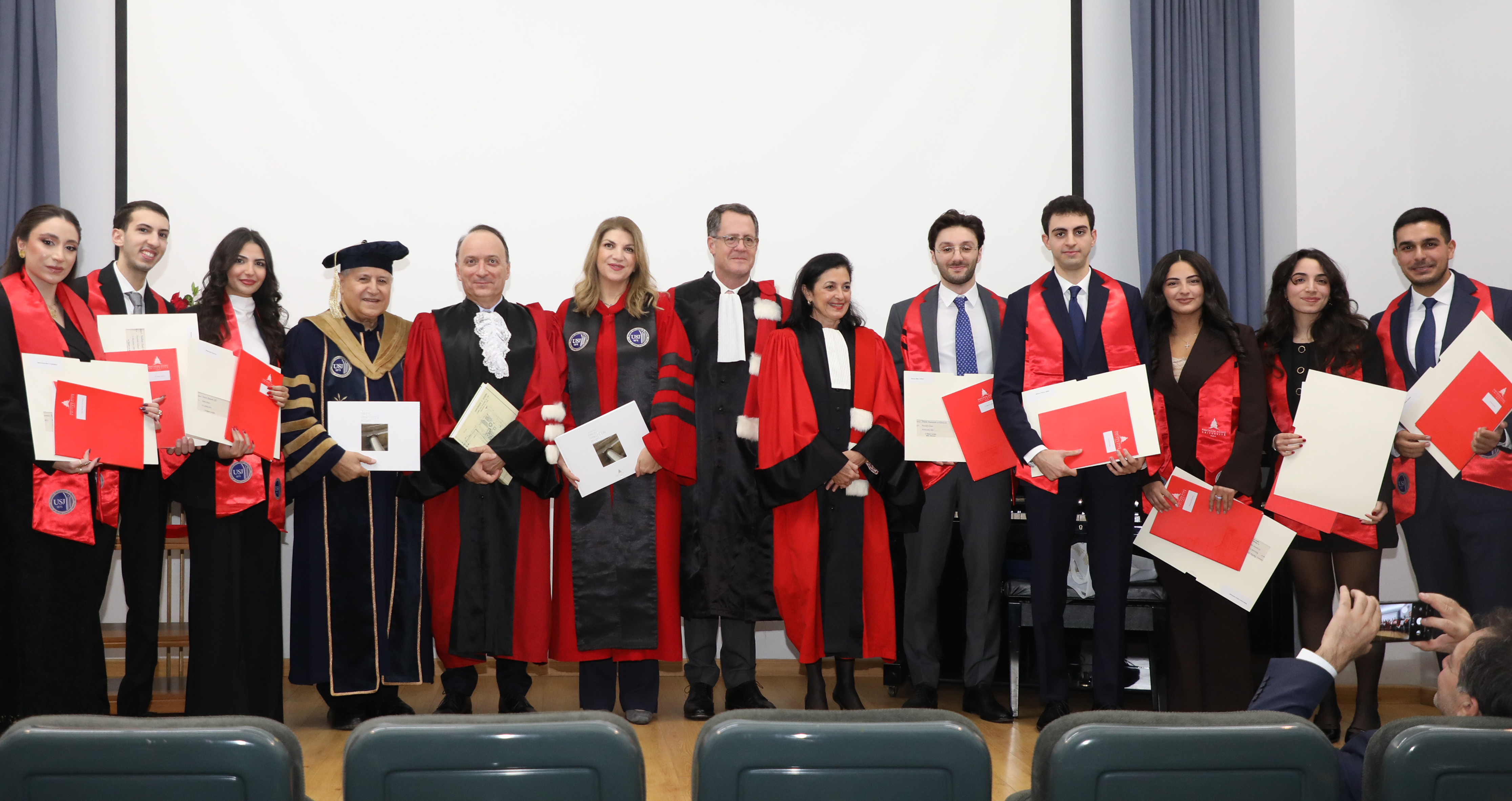 Remise des diplômes du double master en droit à l’USJ en partenariat avec l’Université Paris-Panthéon-Assas