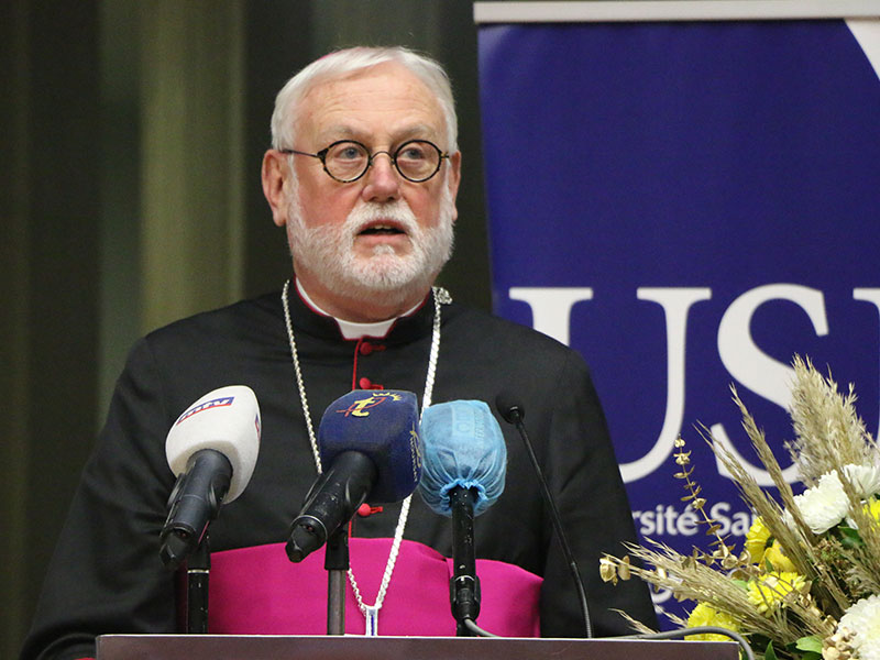 Rencontre à l’USJ avec le ministre des Affaires Étrangères du Vatican S.E. Mgr Paul Gallagher