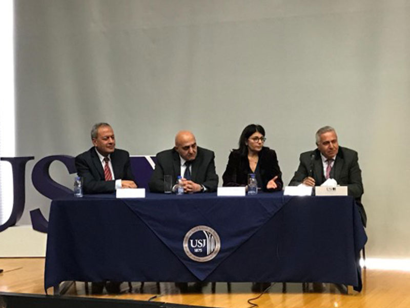 Formation et test de compétence en microbiologie clinique par des experts de l'USJ et de l’AUB