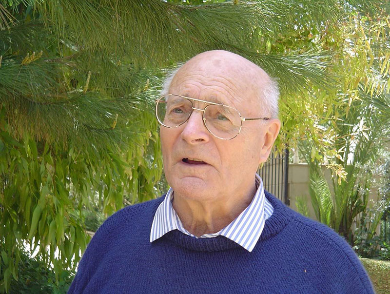Hommages au R.P. Jacques Loiselet s.j. 