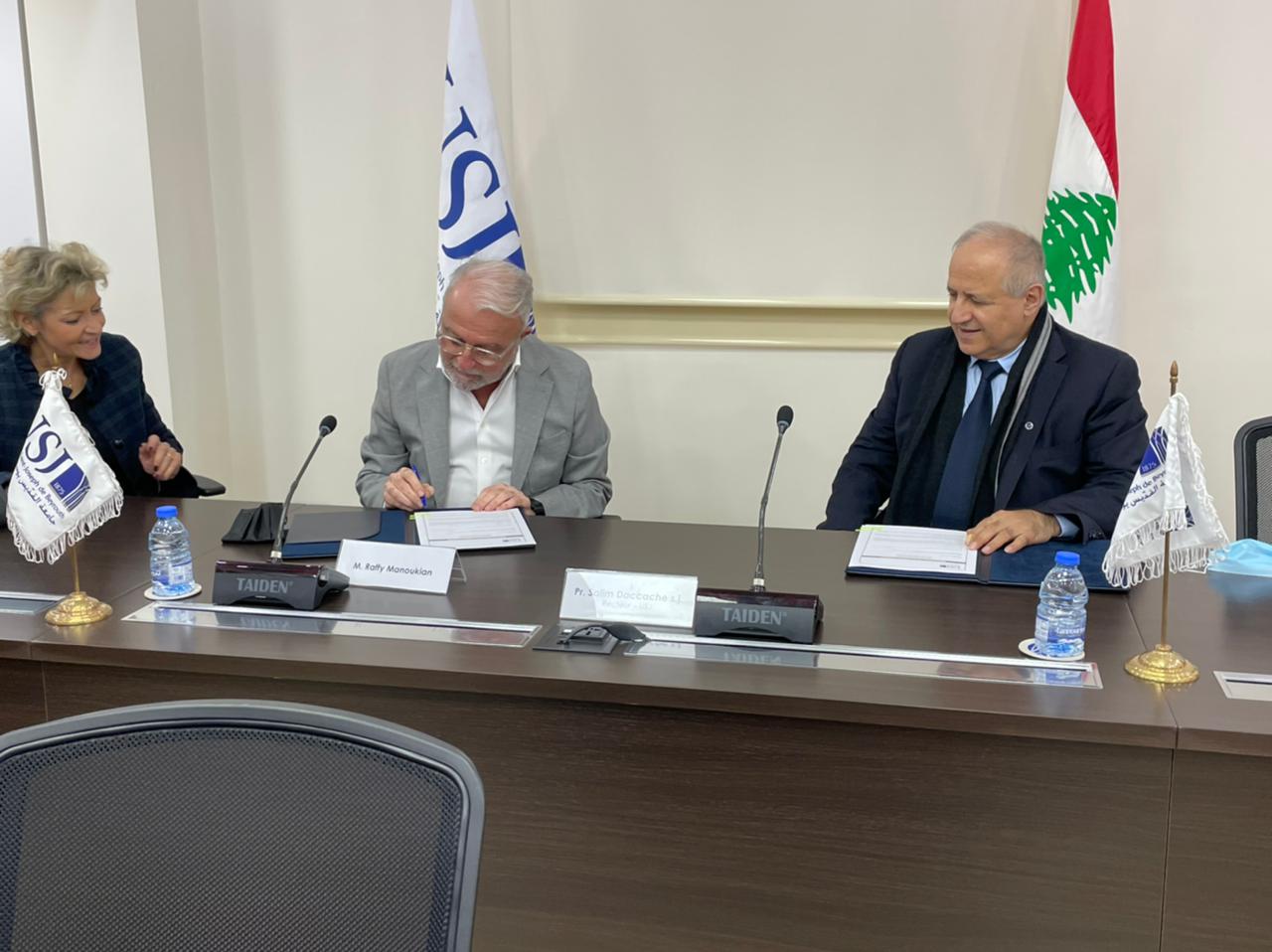Lancement du Fonds de bourses Raffy Manoukian