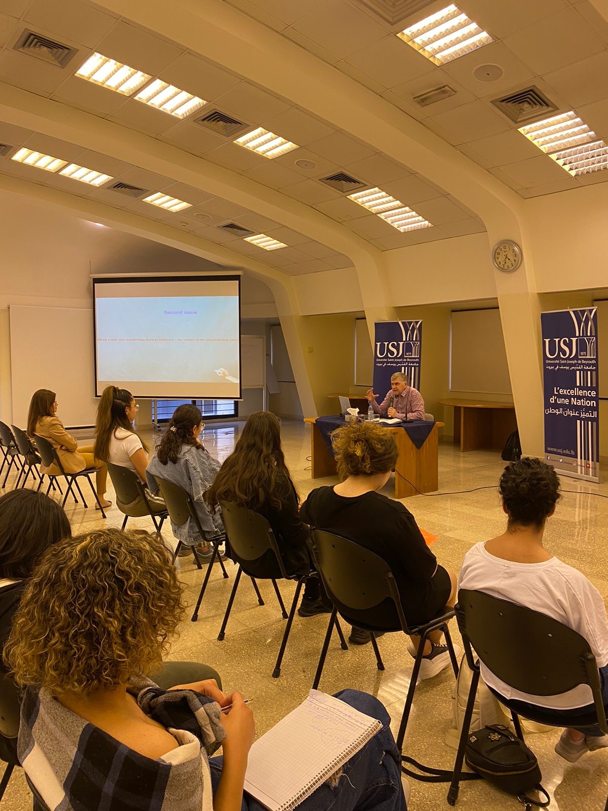 Conférence sur le thème de « Social rehabilitation of socially maladjusted minors »