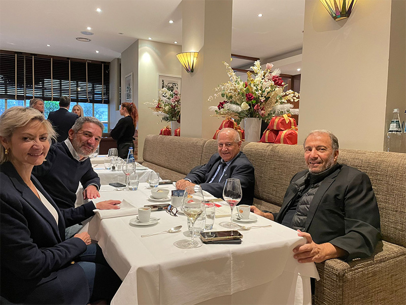 Invitation de M. Samir Assaf et M. Elie El Hayek à Londres