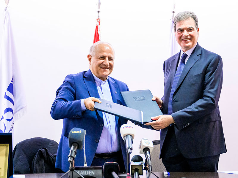Signature d’un protocole de coopération entre l’USJ Sporting Club 1875 et Beirut First Club