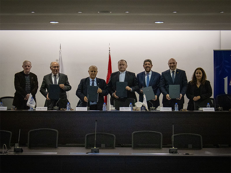 L’USJ, la Fédération des Associations des Anciens de l’USJ, l’HDF, le Collège Notre-Dame de Jamhour et son Amicale des Anciens lancent le premier projet collaboratif inter-jésuite au Liban : le Programme Carte Privilège