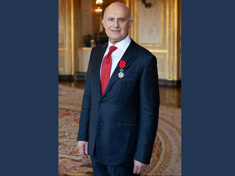 Gilbert Ghostine décoré de la Légion d’honneur