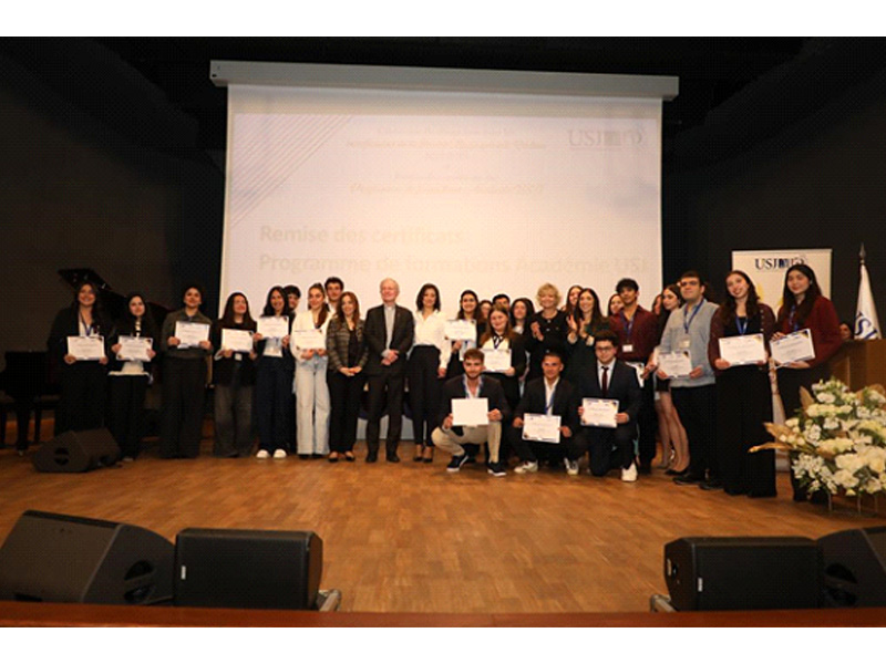 Cérémonie de distinction pour les bénéficiaires de la bourse Magis spéciale Recteur et de la remise des certificats du programme de formations « Académie USJ » avec le soutien de la « Haddad Foundation » à travers la Fondation USJ