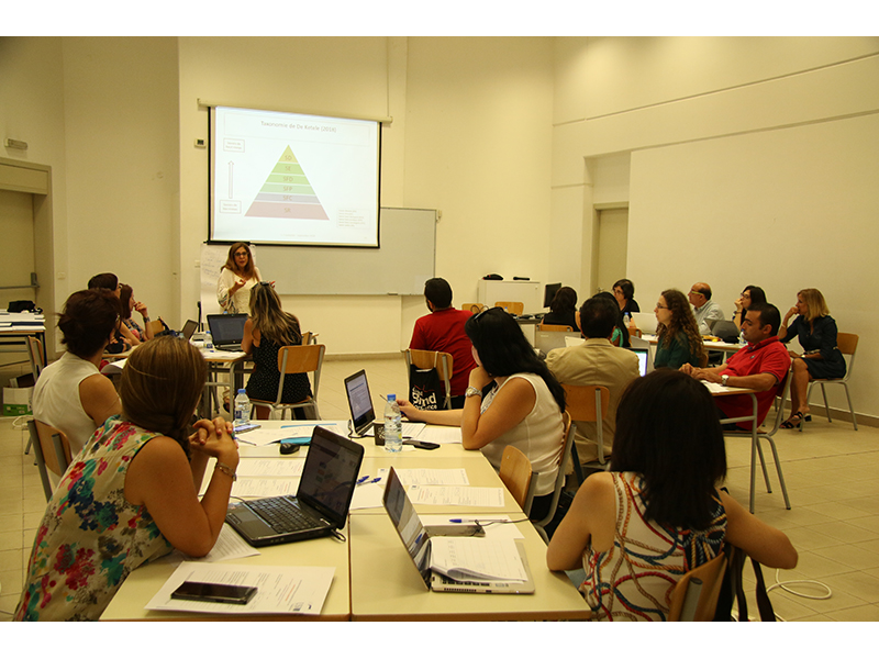 Comment aligner son enseignement : de la conception d’une unité d’enseignement à l’évaluation des acquis ?