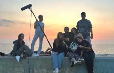 À l’IESAV, les étudiant.e.s en 1ère année tournent leur premier court-métrage !