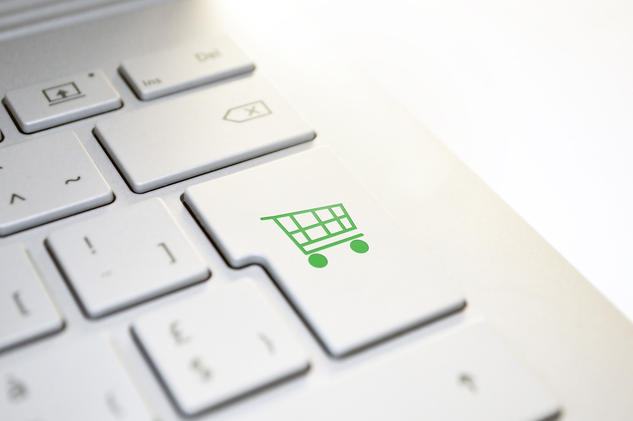 The Rise of E-commerce taking over the market