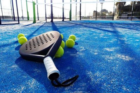 Le padel entre élégance, stratégie et sport