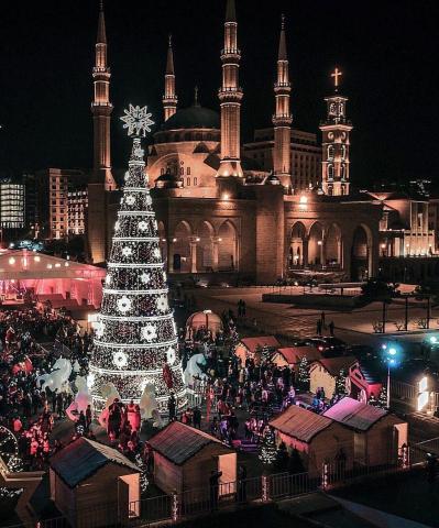 فيض الفرح وتجديد الأمل: رحلة الأعياد نحو أفق جديدة